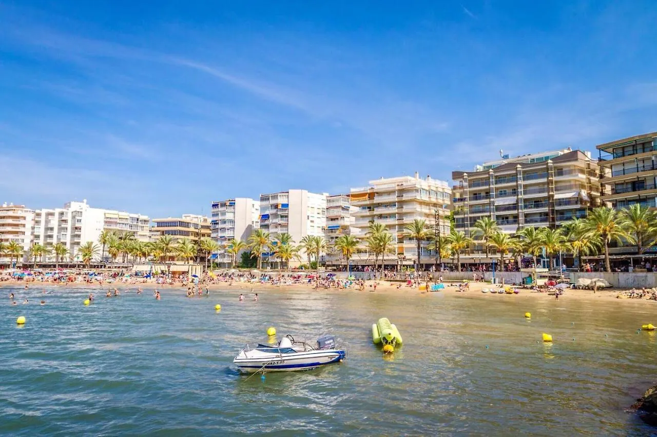 Comfortable Seaside Apartment In Salou 85 M² Sea View