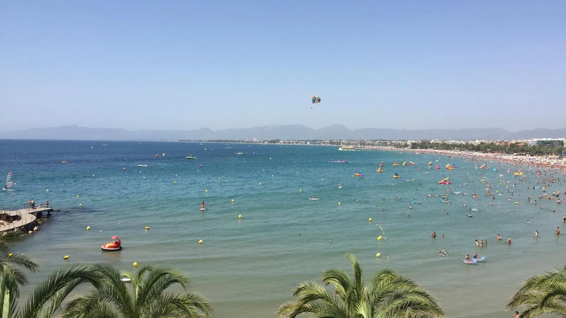 Comfortable Seaside Apartment In Salou 85 M² Sea View Spain